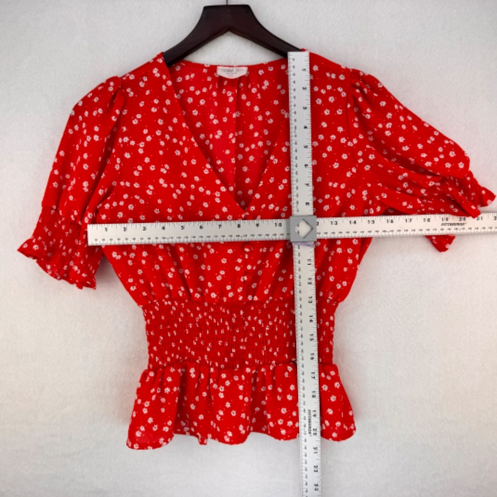 Sienna Sky Blouse Sz XS Red White Print Ruched Waistline and Sleeves Peplum - Picture 4 of 4